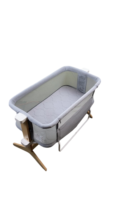 Shop Newton Bassinet And Bedside Sleeper at GoodBuy Gear
