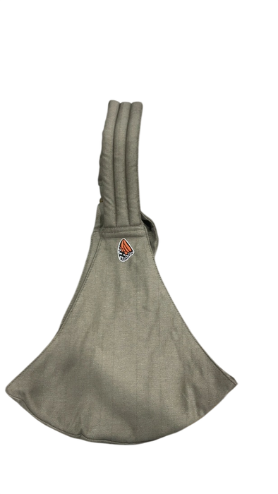 Shop Mabē The Monarch Toddler Sling, Herringbone at GoodBuy Gear