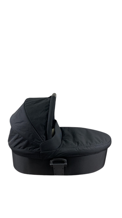 Shop Mamas & Papas Sola2 Bassinet, Black at GoodBuy Gear