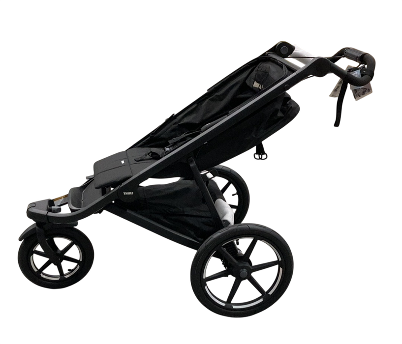 Shop Thule Urban Glide 3 Stroller, 2025, Black on Black, Magnetic Harness at GoodBuy Gear