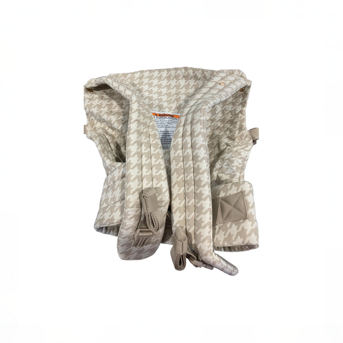 Shop Mabē The Monarch Carrier, Houndstooth at GoodBuy Gear