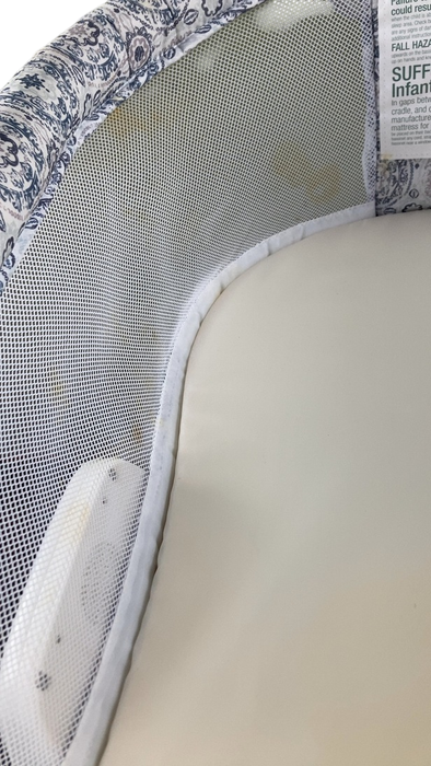 Shop Halo BassiNest Swivel Sleeper Luxe Series, Blue Medallion at GoodBuy Gear