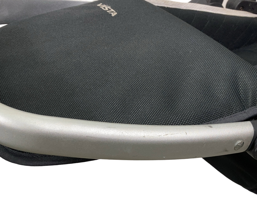 Shop UPPAbaby VISTA Toddler Seat, Loic (White), 2019 at GoodBuy Gear