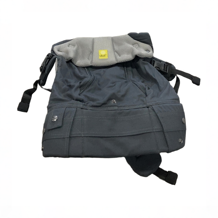 Shop Lillebaby Complete All Seasons Baby Carrier, Charcoal Silver at GoodBuy Gear
