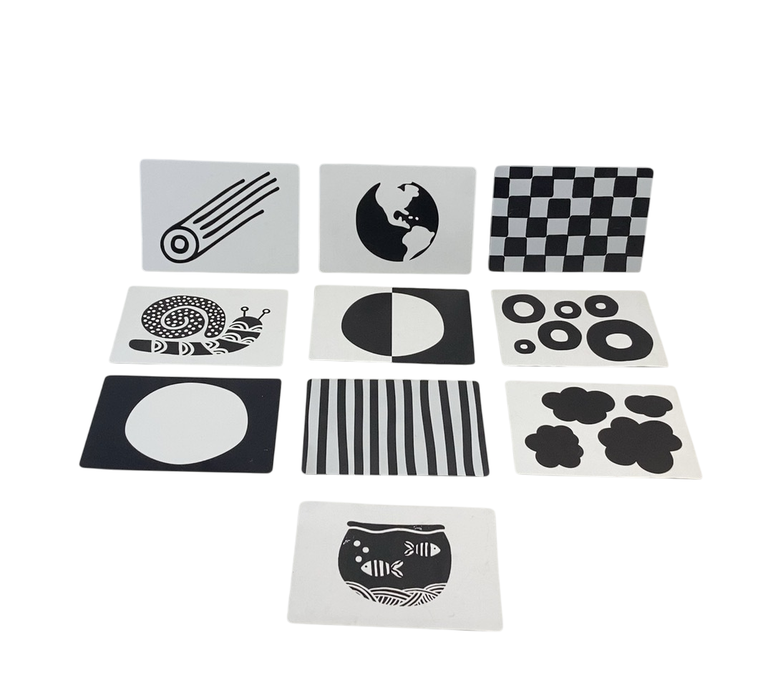 Shop Lovevery The Looker Play Kit at GoodBuy Gear