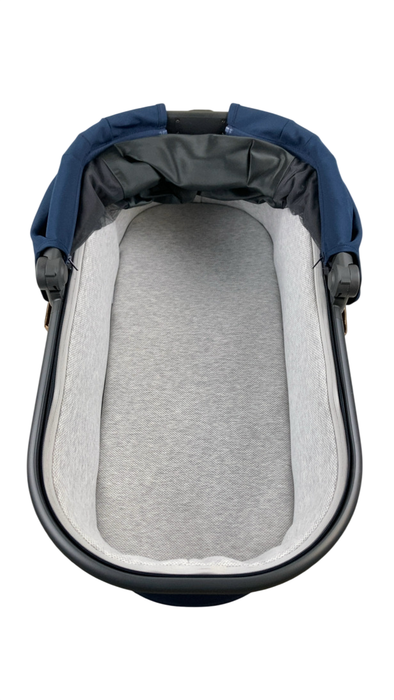 Shop UPPAbaby V2 Bassinet, Noa (Navy) at GoodBuy Gear