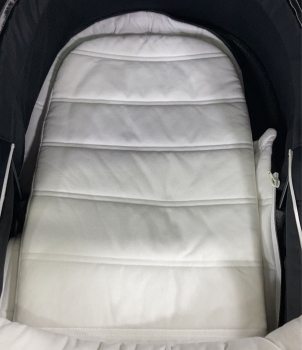 Cybex PRIAM Lux Carry Cot, Deep Black