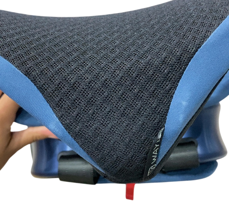 Shop WAYB Pico Portable Car Seat, 2023, Midnight Sky at GoodBuy Gear