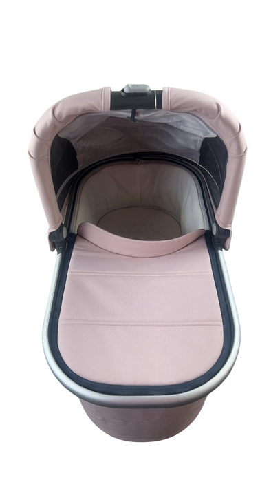 Shop UPPAbaby V2 Bassinet, Alice (Dusty Pink) at GoodBuy Gear