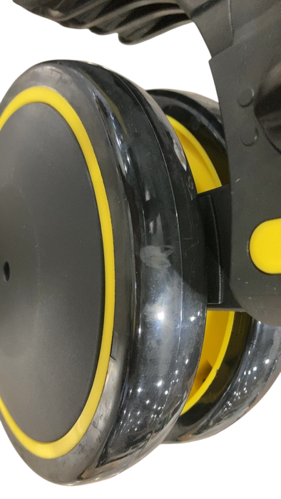 Shop Larktale Scoobi 5-in-1 Scooter, Clovvelly Yellow at GoodBuy Gear