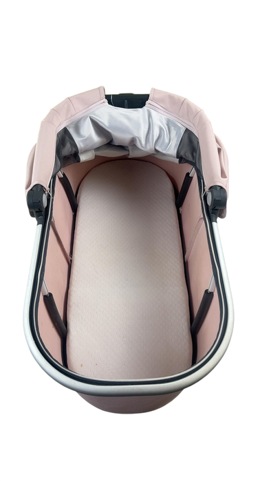 Shop UPPAbaby V2 Bassinet, Alice (Dusty Pink) at GoodBuy Gear