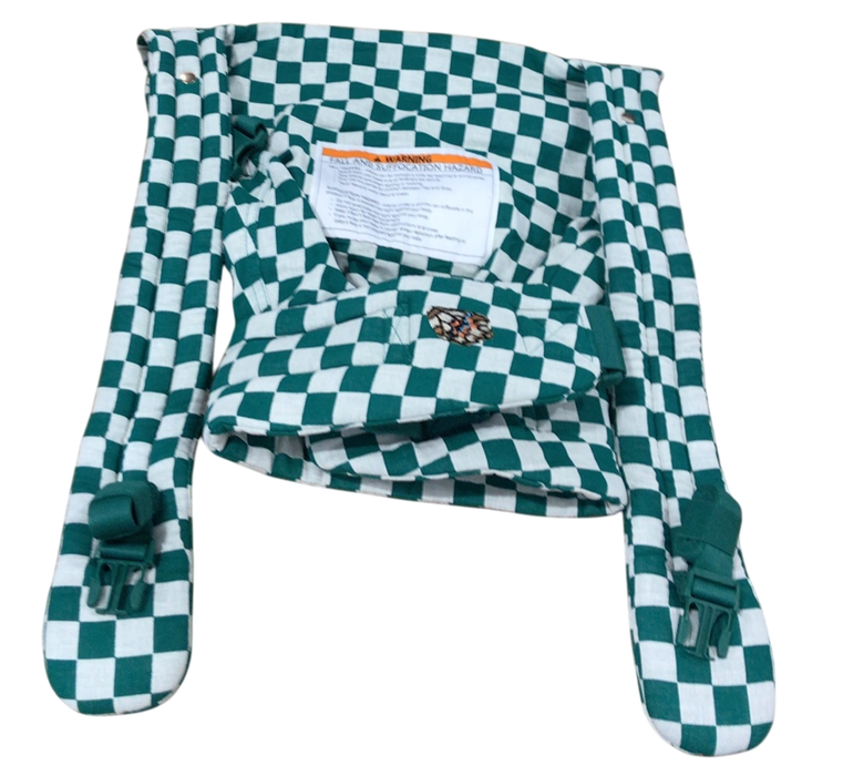 Shop Mabē The Monarch Carrier, Evergreen Check at GoodBuy Gear