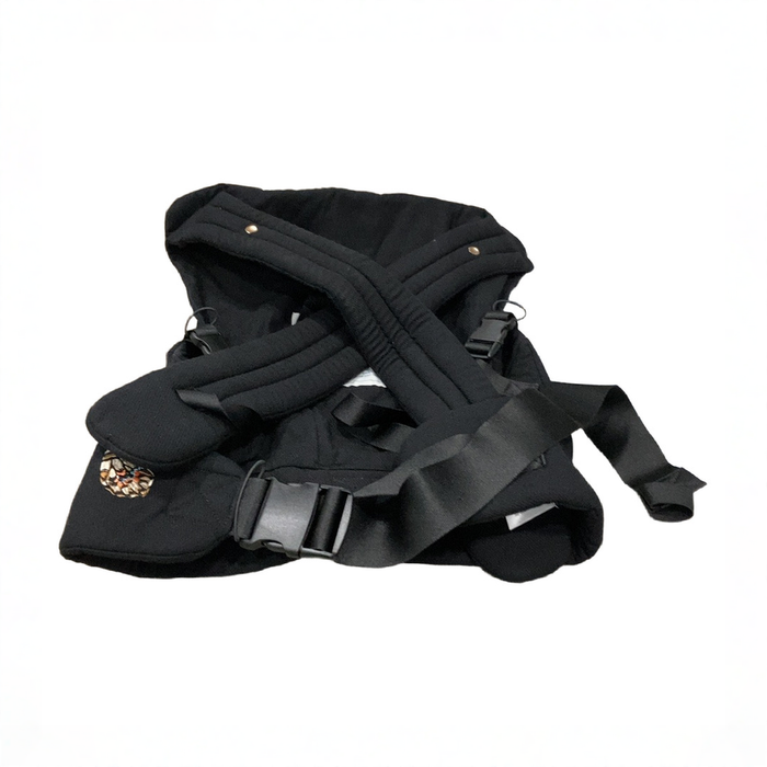 Shop Mabē The Monarch Carrier, Ebony at GoodBuy Gear