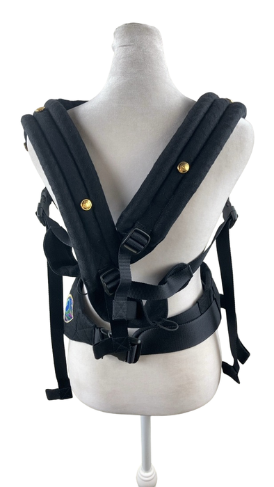 Shop Artipoppe Zeitgeist Cotton Carrier, Arrow Zorro at GoodBuy Gear