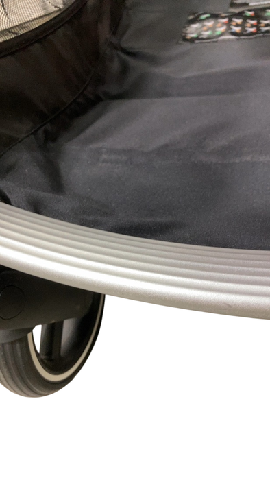 Shop Cybex Gazelle S Modular Stroller, 2023, Moon Black, Silver Frame at GoodBuy Gear