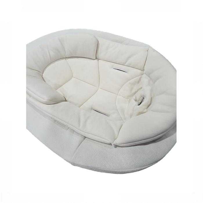 Shop Nuna LEAF Grow Seat, Cloud at GoodBuy Gear