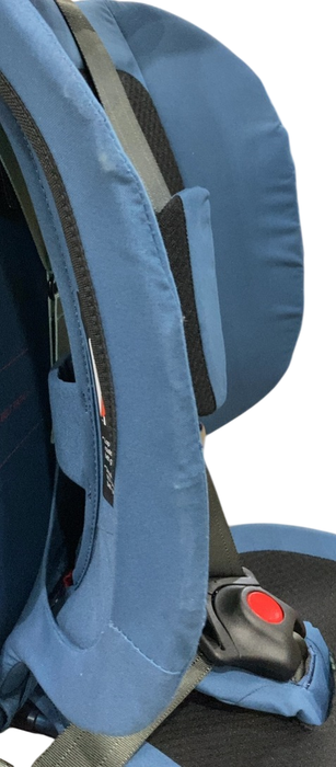 Shop WAYB Pico Portable Car Seat, 2023, Midnight Sky at GoodBuy Gear