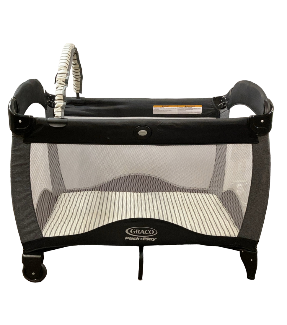 Graco Pack N Play On The Go Playard — GoodBuy Gear