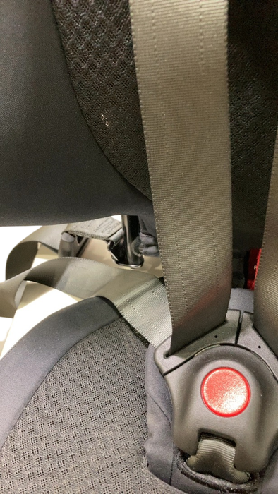 Shop WAYB Pico Portable Car Seat Bundle, 2022, Jet, with Carry Bag at GoodBuy Gear