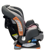 Shop Graco Extend2Fit 3-in-1 Convertible Car Seat, 2023, Norah at GoodBuy Gear