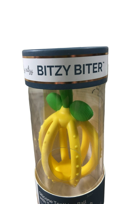 Itzy Ritzy Bitzy Biter Teether, Lemon