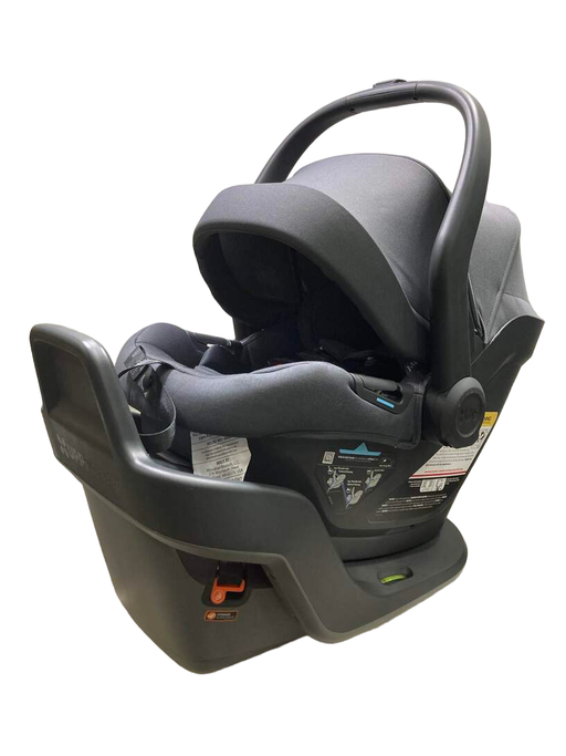 used UPPAbaby MESA MAX Infant Car Seat and Base, 2022, PureTech Greyson