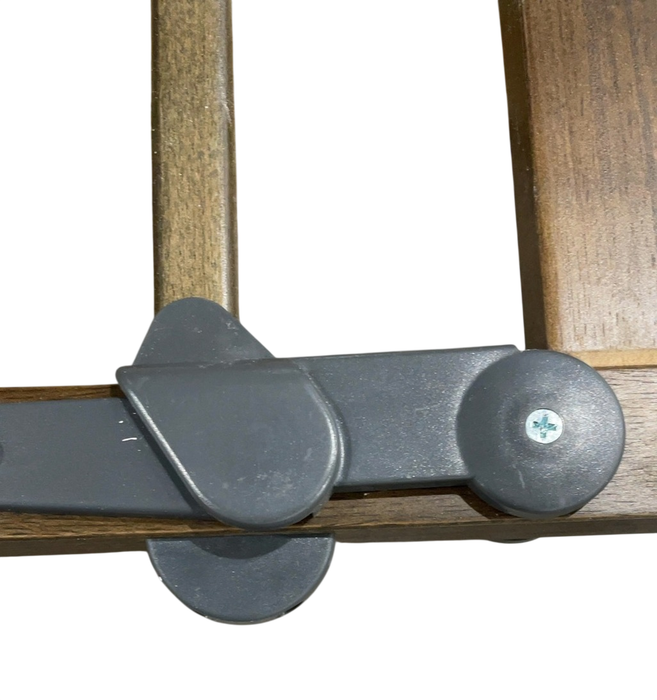Shop Dreambaby Nottingham Wooden Walk Through Gro-Gate, Driftwood at GoodBuy Gear