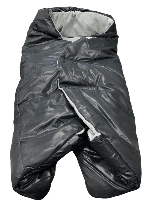 Shop 7 A.M. Enfant Nido, Black, Small (0-6 Months) at GoodBuy Gear