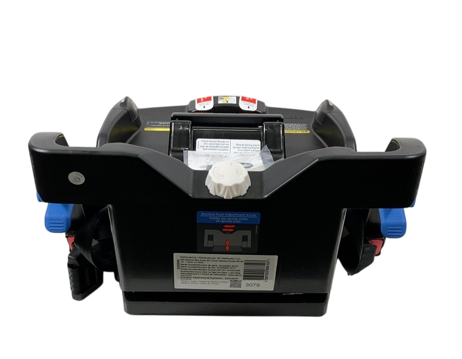 Shop Doona Infant Car Seat & Stroller Combo, 2024, Nitro Black at GoodBuy Gear