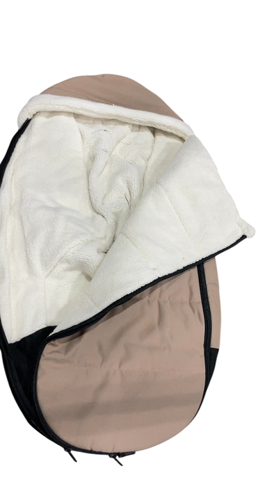 Shop Stokke YOYO Footmuff, Taupe at GoodBuy Gear