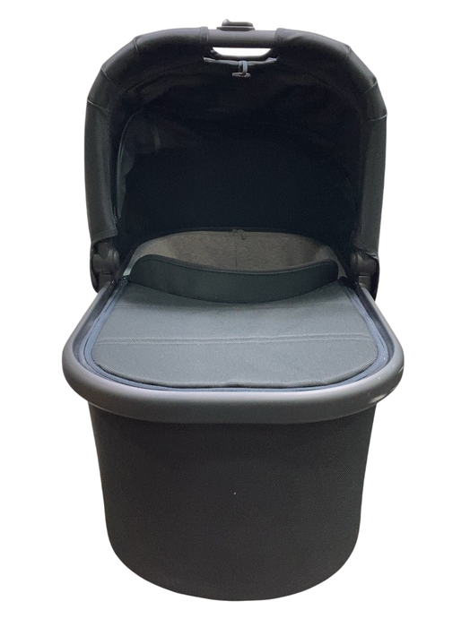 Shop UPPAbaby V2 Bassinet, Jake (Charcoal) at GoodBuy Gear