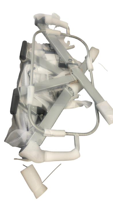 Shop Dream On Me Flora Bassinet, Black and White at GoodBuy Gear