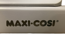 Shop Maxi-Cosi Iora Bedside Bassinet, Essential Graphite at GoodBuy Gear