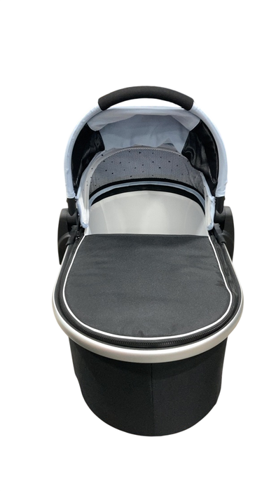 Shop Mockingbird Bassinet, Pre-2026, Sky at GoodBuy Gear