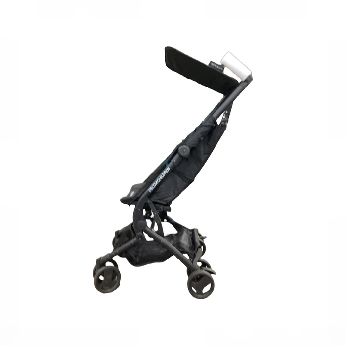 Shop Delta Children The Clutch Travel Stroller, 2025, Black at GoodBuy Gear