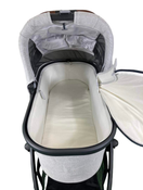Shop UPPAbaby VISTA V2 Bassinet, 2023, Anthony (White and Grey Chenille) at GoodBuy Gear