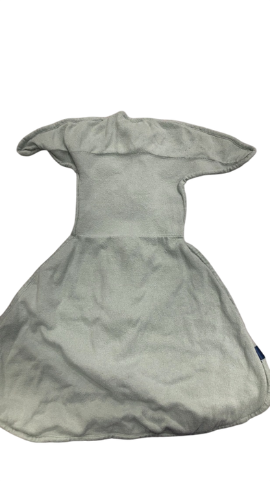 Shop Halo SwaddleStretch Newborn Swaddle, Calm Sage at GoodBuy Gear