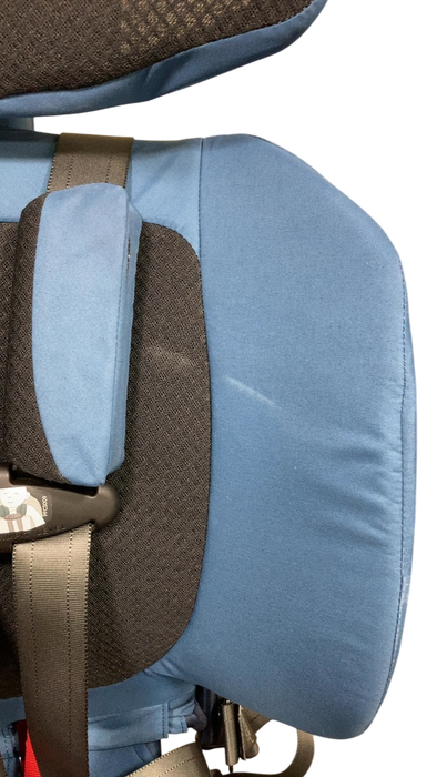 Shop WAYB Pico Portable Car Seat, 2022, Midnight Sky at GoodBuy Gear