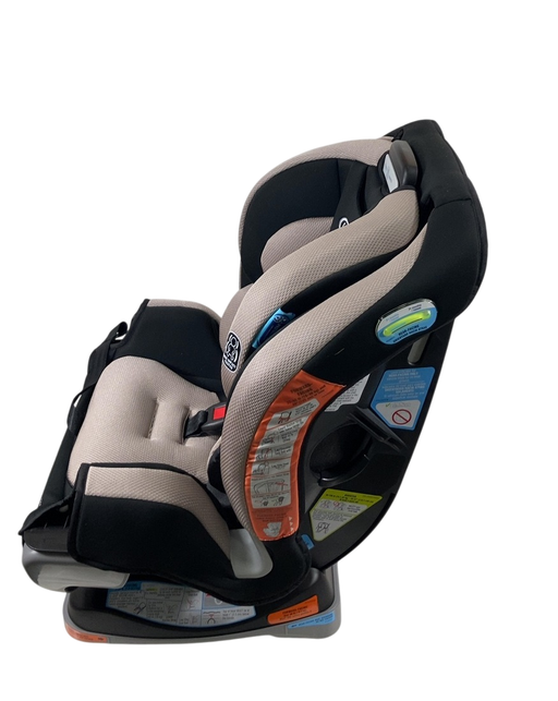 Shop Graco Extend2Fit 3-in-1 Convertible Car Seat, 2024, Stocklyn at GoodBuy Gear