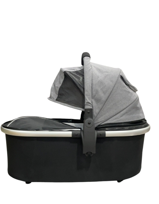 Shop Mockingbird Bassinet, Heather grey, Pre-2026 at GoodBuy Gear