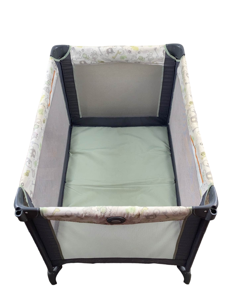 Graco Pack 'n Play Simple Solutions Playard Reign Graco Pack 'n