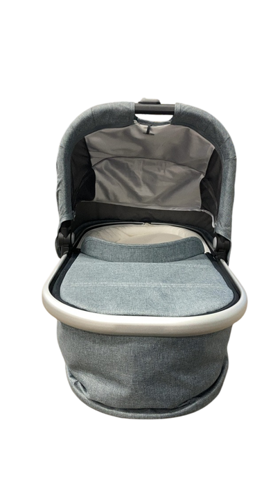 Shop UPPAbaby V2 Bassinet, Gregory (Blue Melange) at GoodBuy Gear