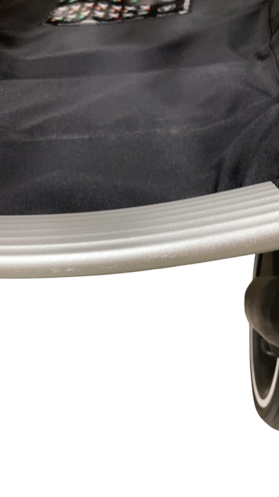 Shop Cybex Gazelle S Modular Stroller, 2023, Moon Black, Silver Frame at GoodBuy Gear