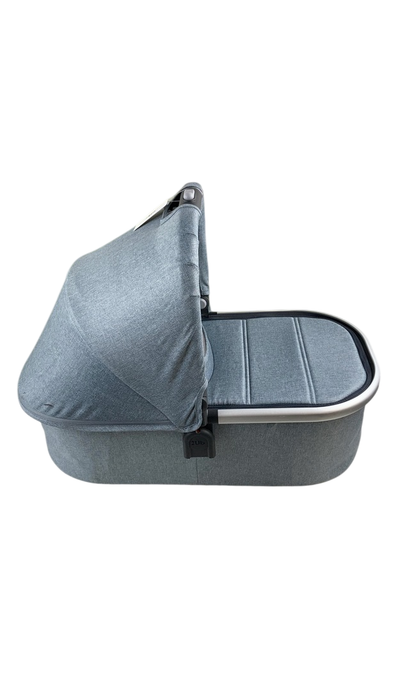 Shop UPPAbaby V2 Bassinet, Gregory (Blue Melange) at GoodBuy Gear