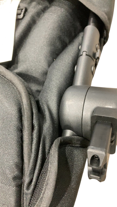 Shop Mockingbird 2nd Seat Kit 2.0, Black, Silver With Penny Leather, Windowpane at GoodBuy Gear