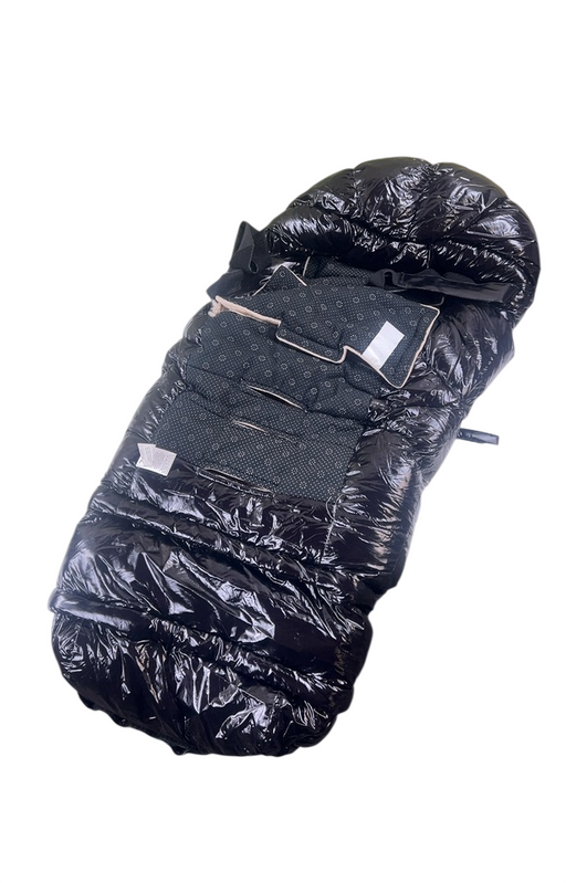 Shop 7 A.M. Enfant Blanket 212 Evolution, Black Polar at GoodBuy Gear