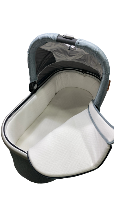 Shop UPPAbaby V2 Bassinet, Gregory (Blue Melange) at GoodBuy Gear