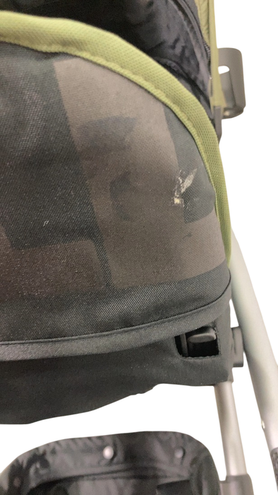 Shop Colugo Compact Stroller, 2023, Olive at GoodBuy Gear