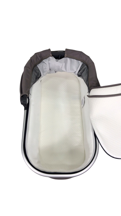 Shop UPPAbaby V2 Bassinet, Theo (Dark Taupe) at GoodBuy Gear