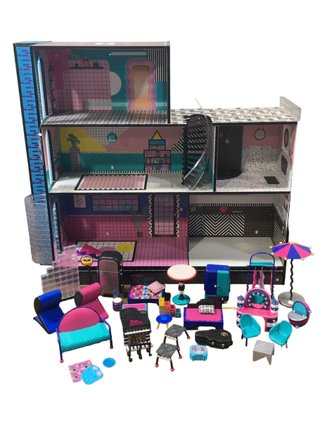 Surprise! Surprise! House